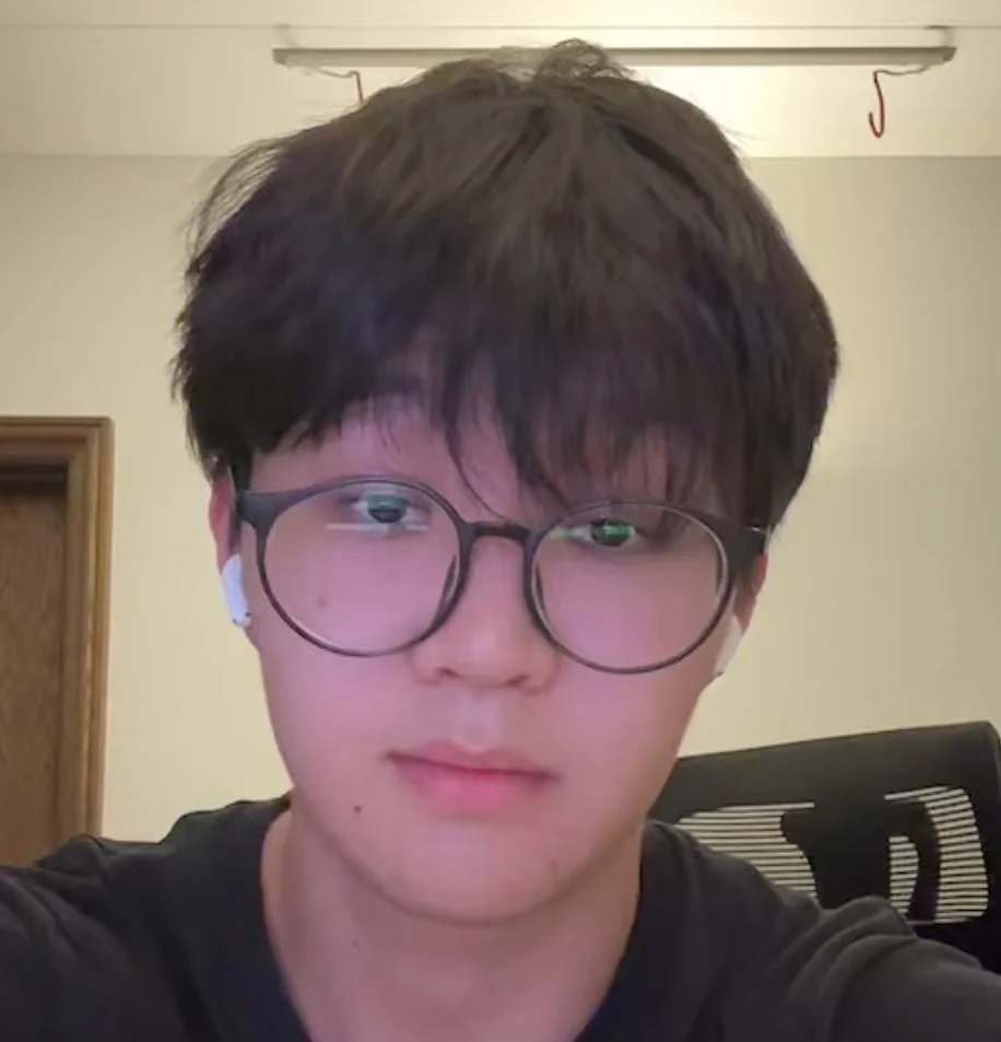 Aikhan Jumashukurov '29